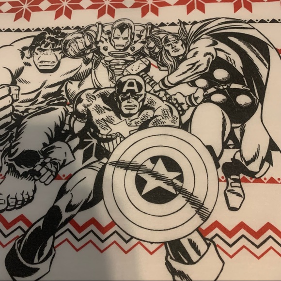 Marvel comic’s graphic tee shirt - Picture 3 of 7